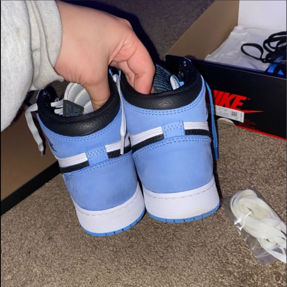 Jordan 1s - Picture 3 of 5